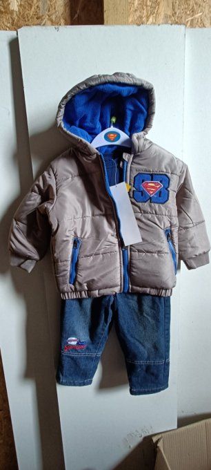 Lot Revendeur 14 Ensembles Bébé Superman - Du 6 Au23 Mois